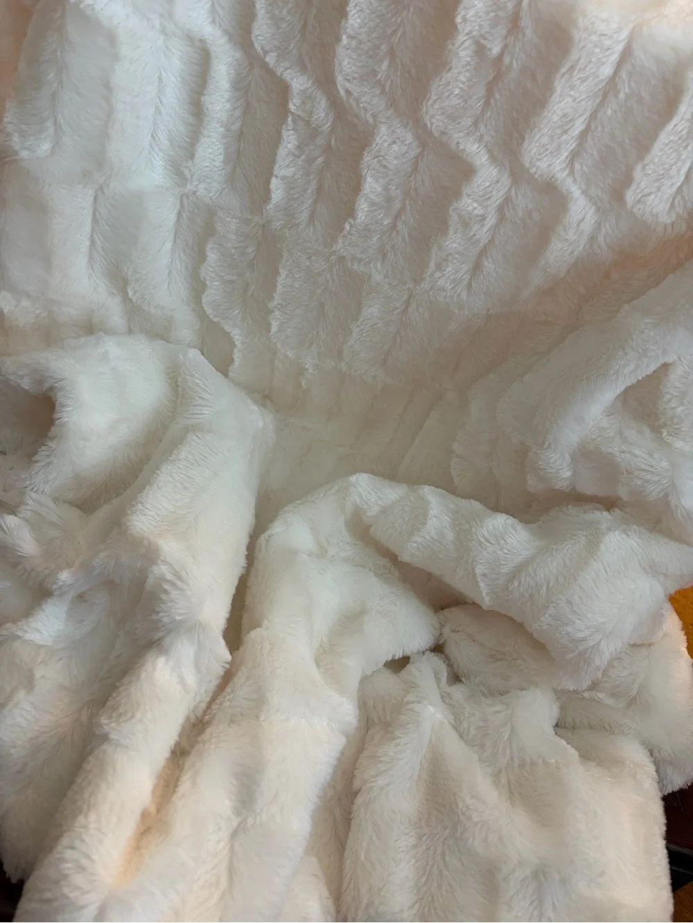 Plush Cozy Throw Blanket in Cream — Ultra-Soft Comfort